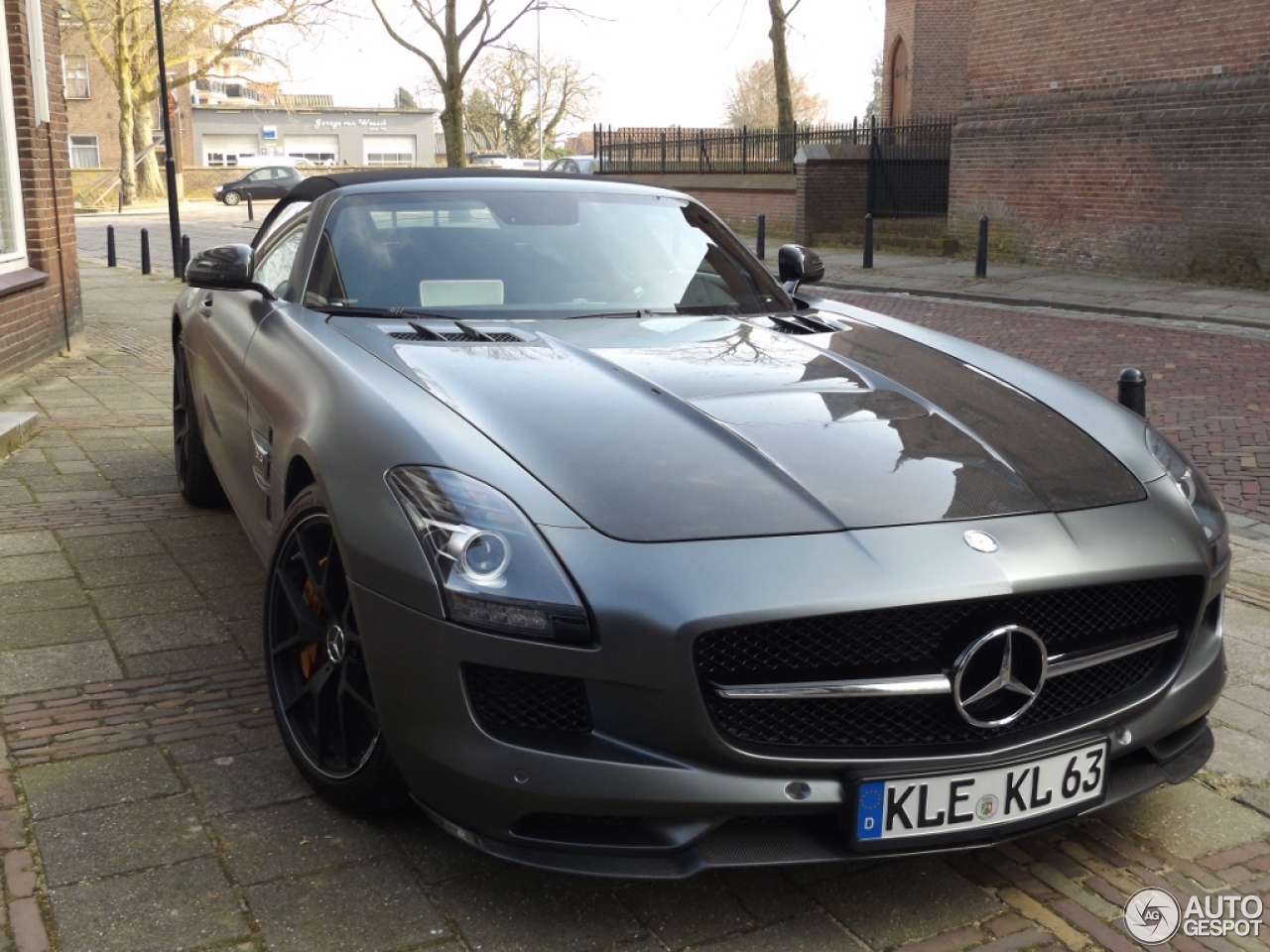 Mercedes-Benz SLS AMG GT Roadster Final Edition