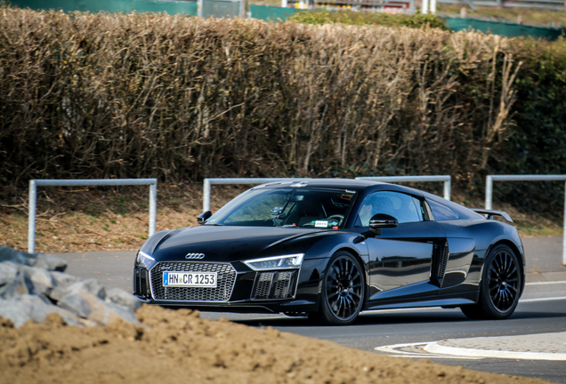 Audi R8 V10 Plus 2015