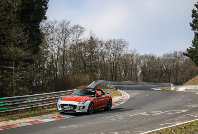 Jaguar F-TYPE SVR Convertible