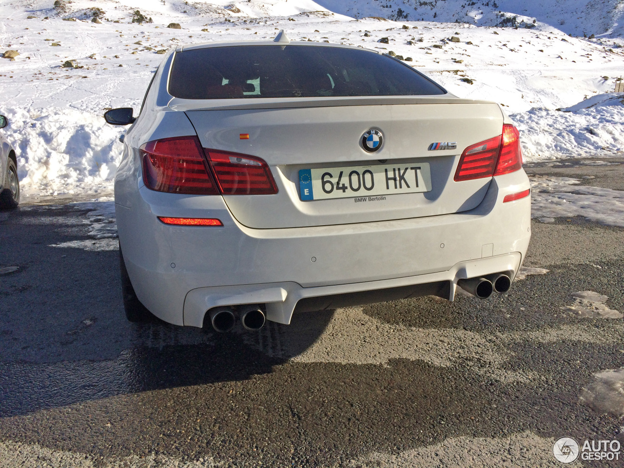 BMW M5 F10 2011