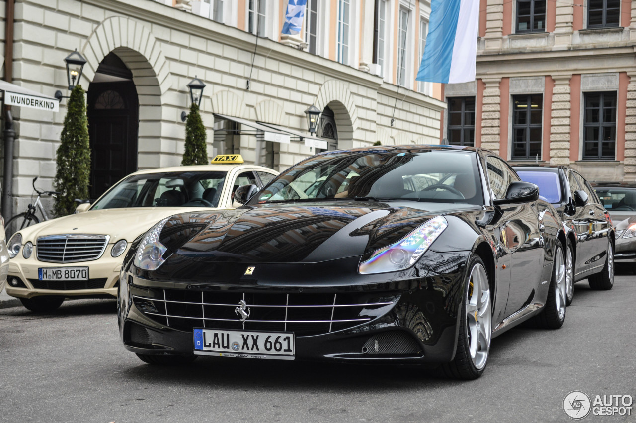 Ferrari FF