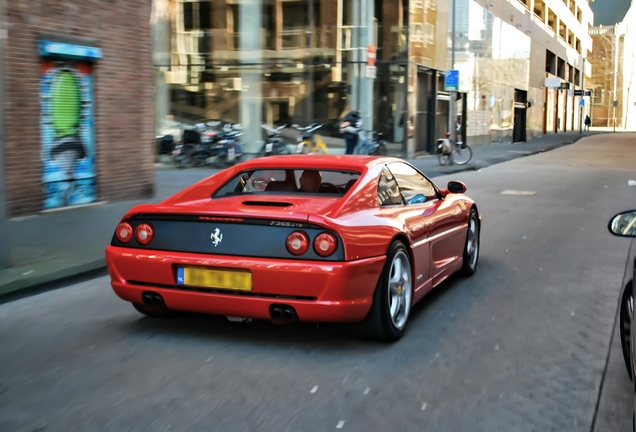 Ferrari F355 GTS