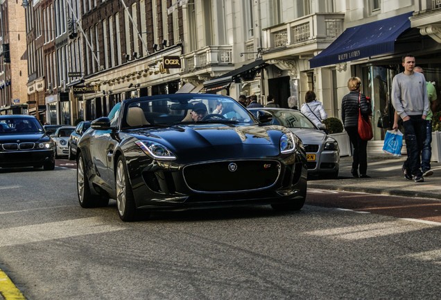 Jaguar F-TYPE S Convertible