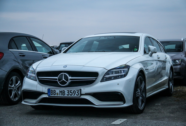 Mercedes-Benz CLS 63 AMG X218 Shooting Brake 2015