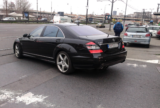 Mercedes-Benz S 63 AMG W221