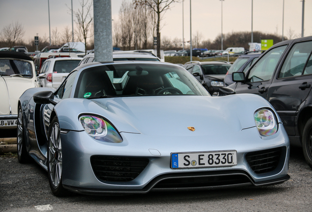 Porsche 918 Spyder Weissach Package