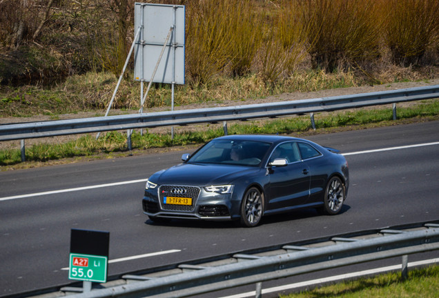 Audi RS5 B8 2012