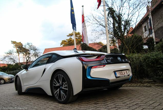 BMW i8