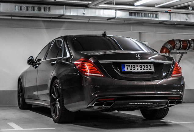 Mercedes-Benz S 63 AMG V222