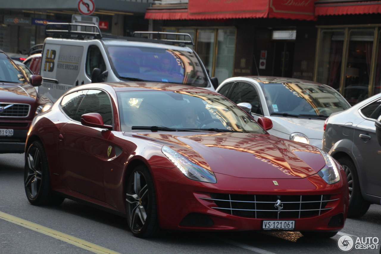 Ferrari FF