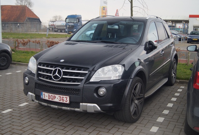 Mercedes-Benz ML 63 AMG W164 2009