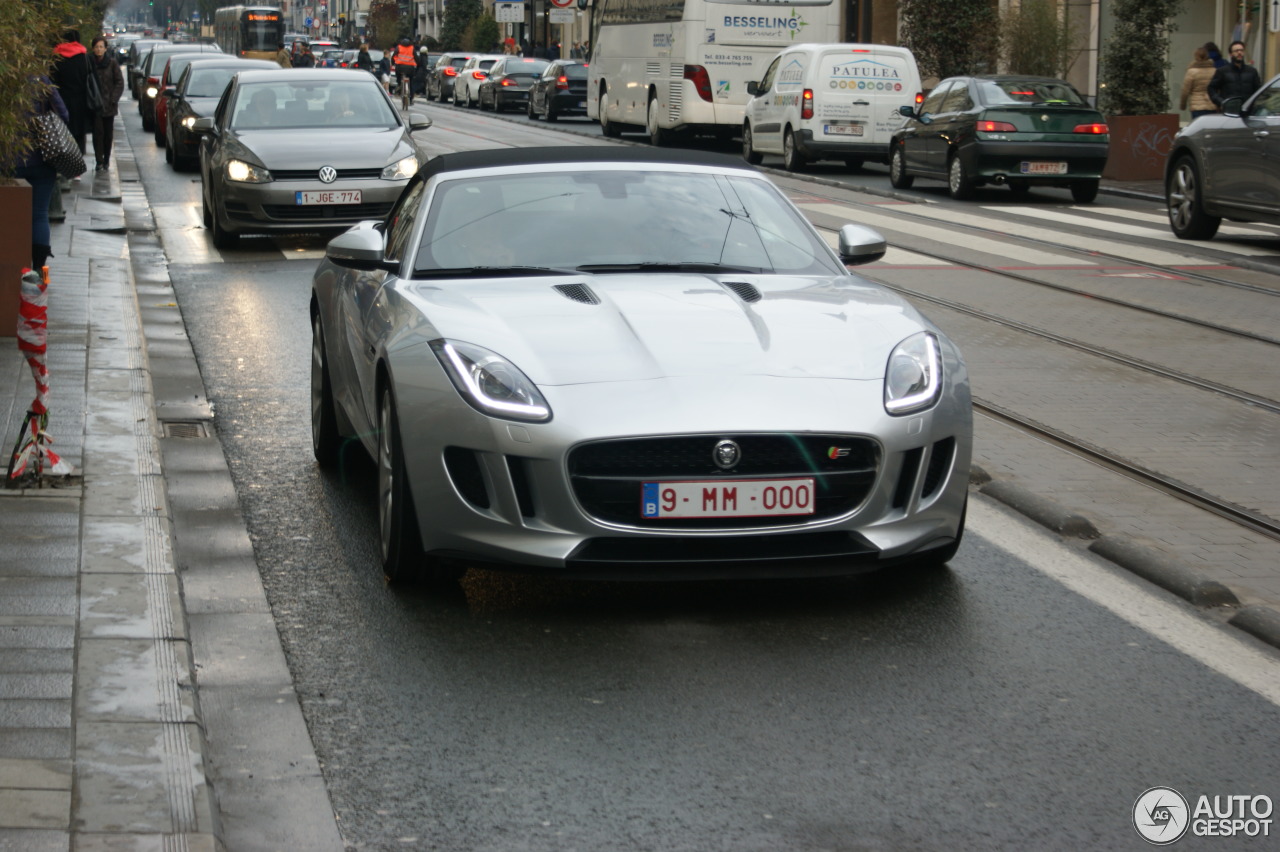 Jaguar F-TYPE S Convertible