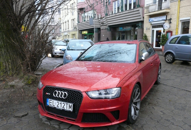 Audi RS4 Avant B8