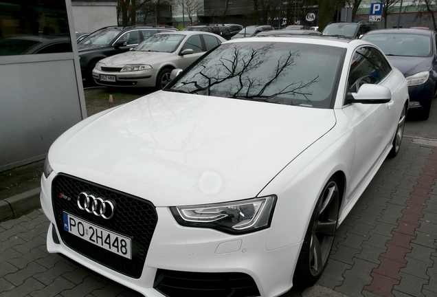 Audi RS5 B8 2012