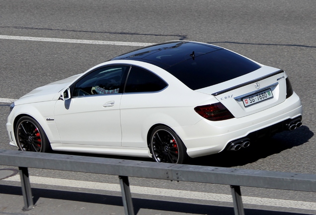 Mercedes-Benz C 63 AMG Coupé