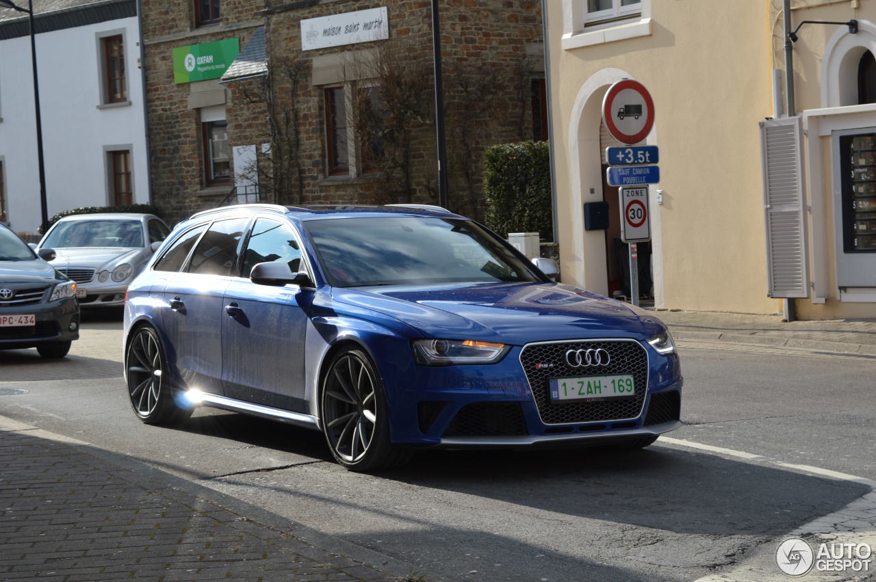 Audi RS4 Avant B8