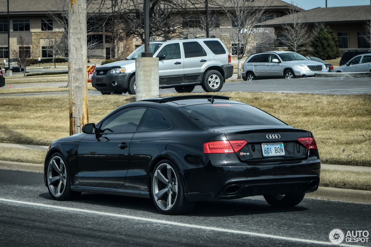 Audi RS5 B8 2012