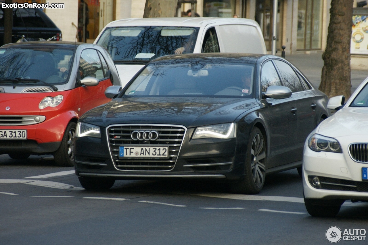 Audi S8 D4