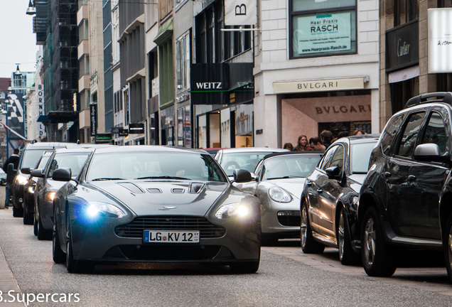 Aston Martin V12 Vantage