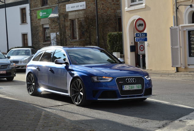 Audi RS4 Avant B8