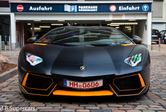 Lamborghini Aventador LP700-4