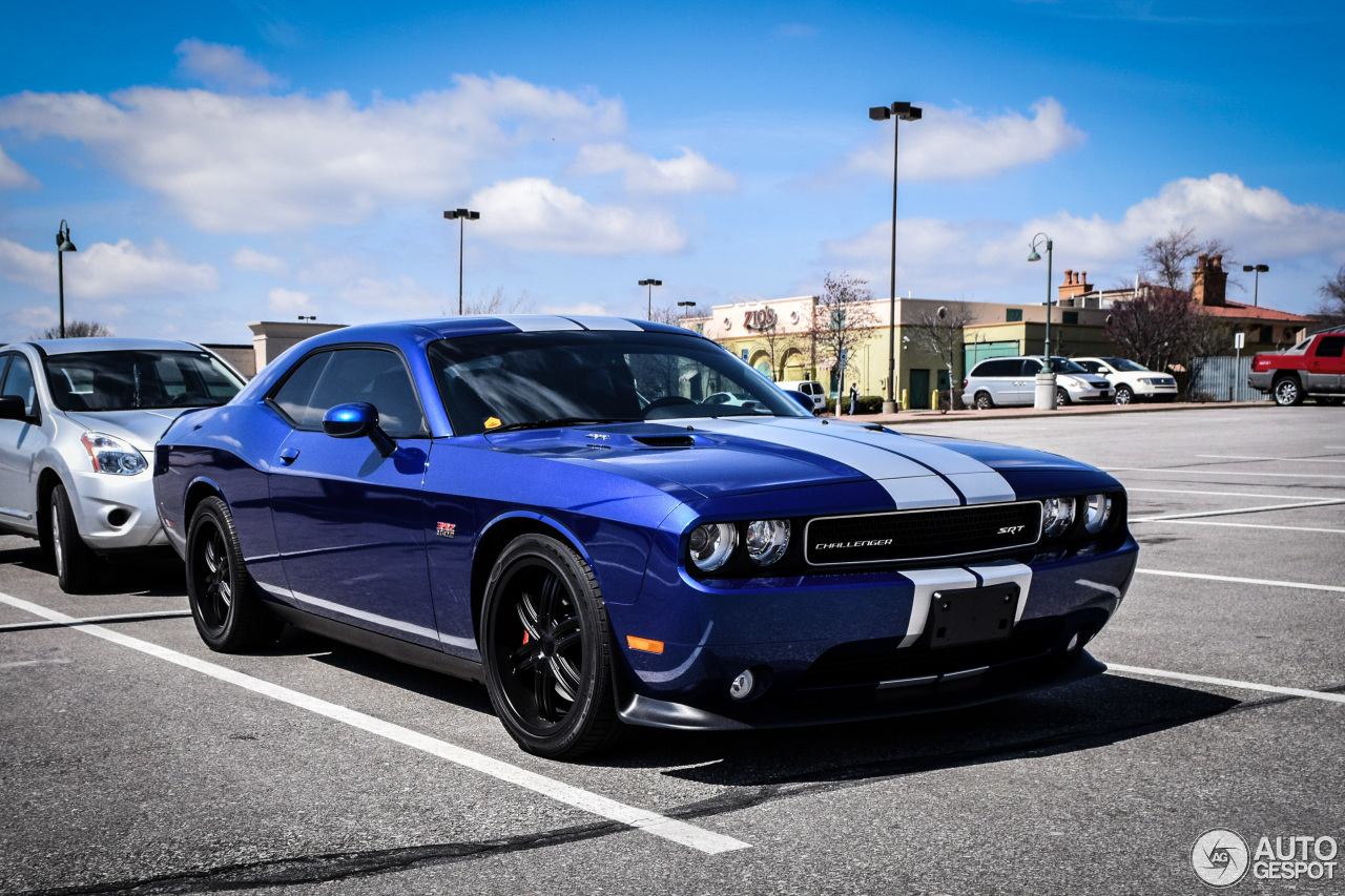 Dodge Challenger SRT-8 392