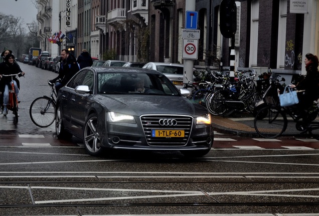 Audi S8 D4