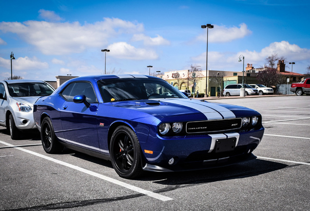 Dodge Challenger SRT-8 392