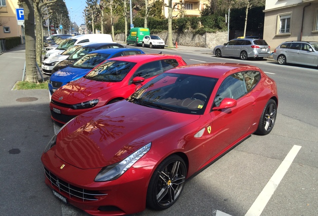 Ferrari FF