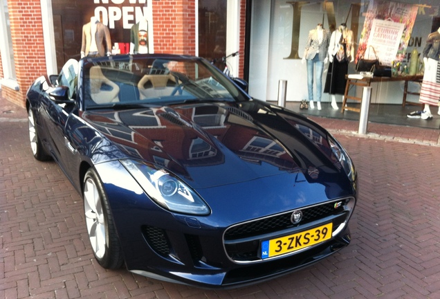 Jaguar F-TYPE S Convertible