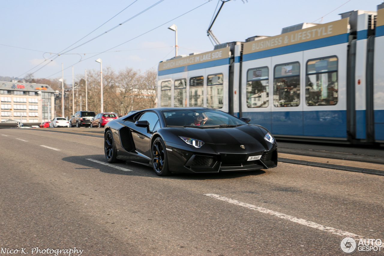 Lamborghini Aventador LP700-4