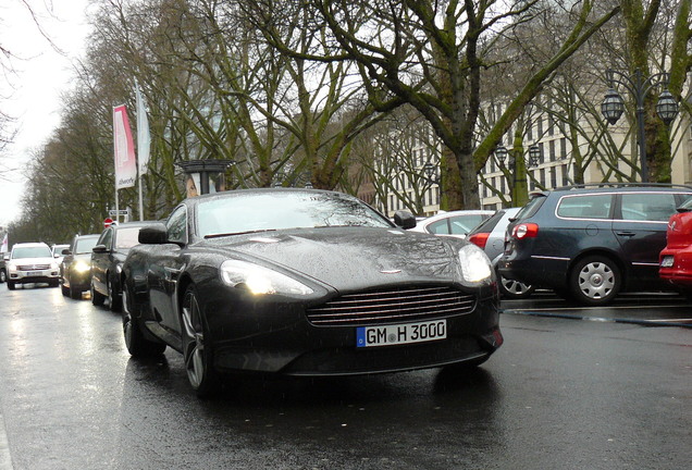 Aston Martin DB9 2013