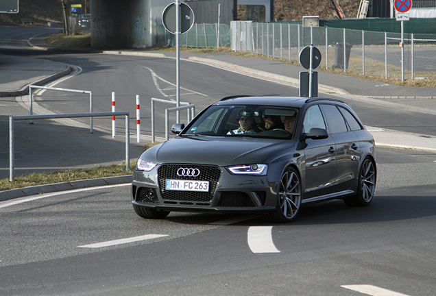 Audi RS4 Avant B8