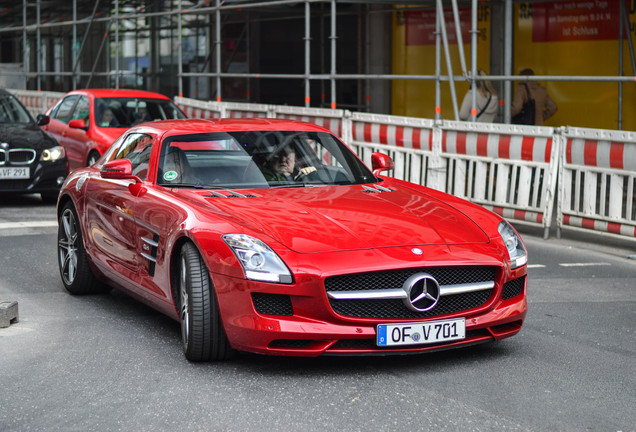 Mercedes-Benz SLS AMG