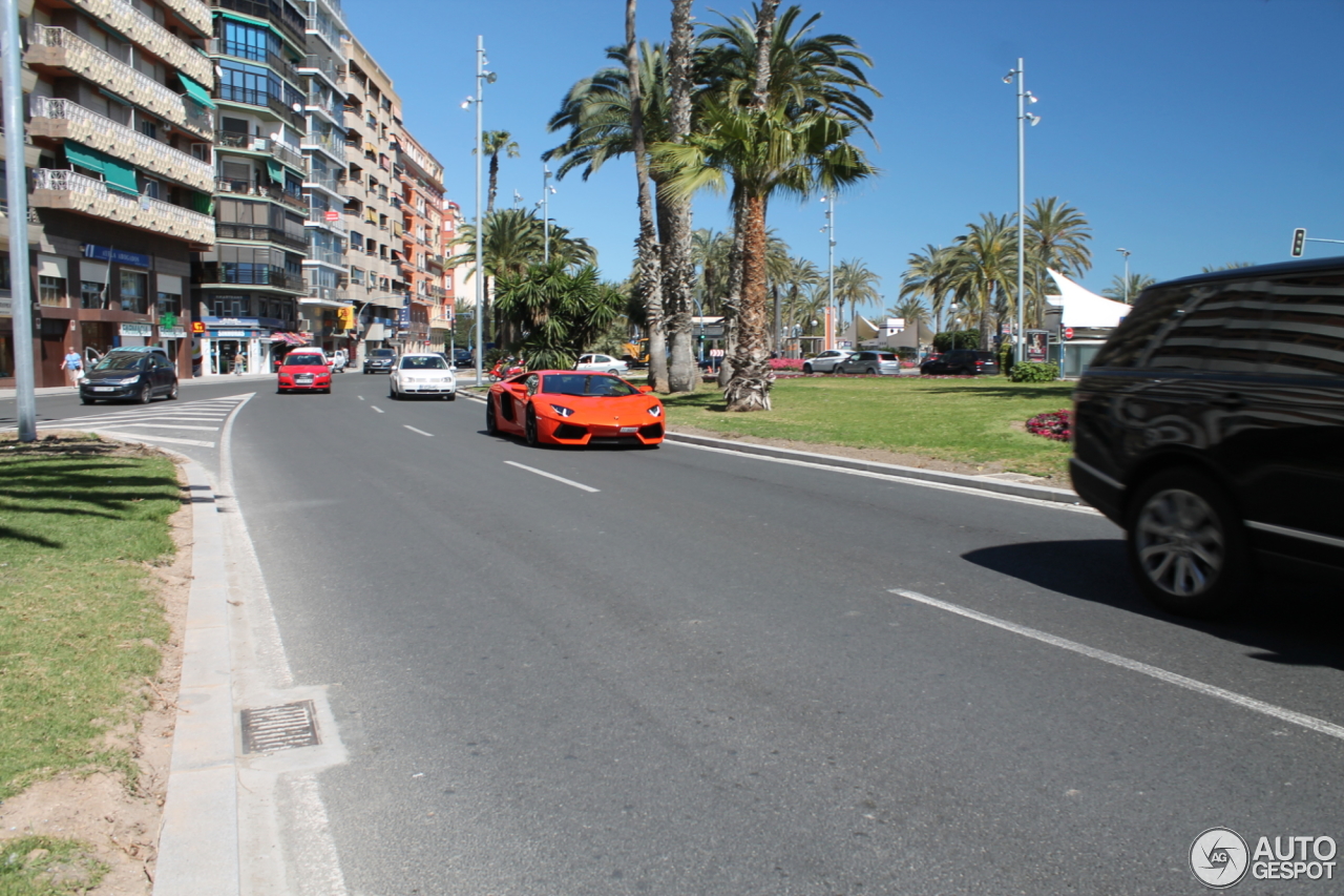 Lamborghini Aventador LP700-4