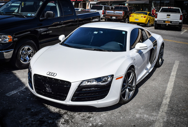 Audi R8 V10