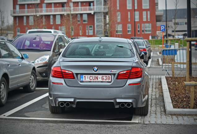 BMW M5 F10 2011