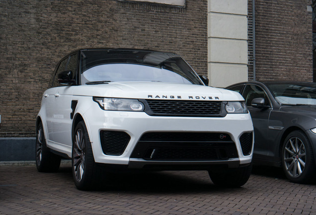 Land Rover Range Rover Sport SVR