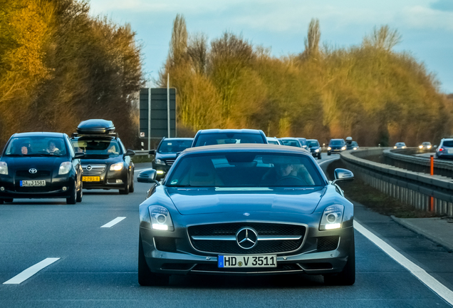 Mercedes-Benz SLS AMG Roadster