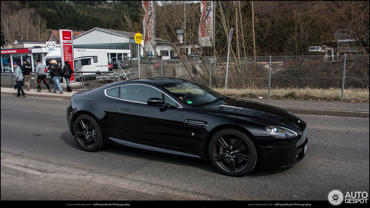 Aston Martin V8 Vantage N400