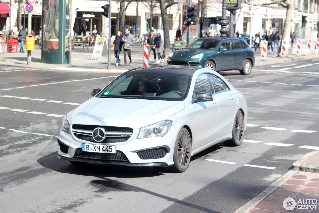 Mercedes-Benz CLA 45 AMG C117