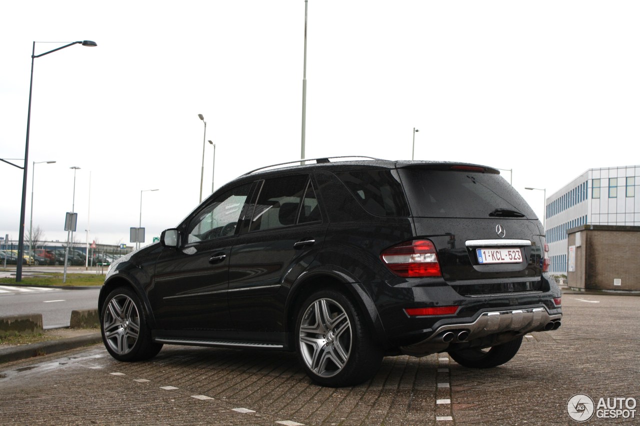 Mercedes-Benz ML 63 AMG W164 2009