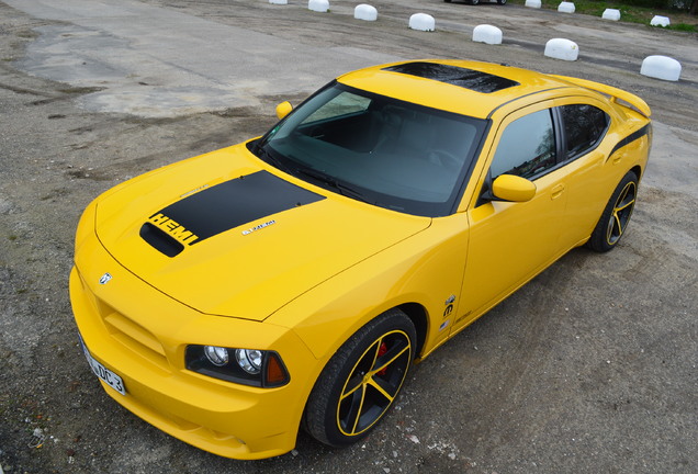 Dodge Charger SRT-8 Super Bee