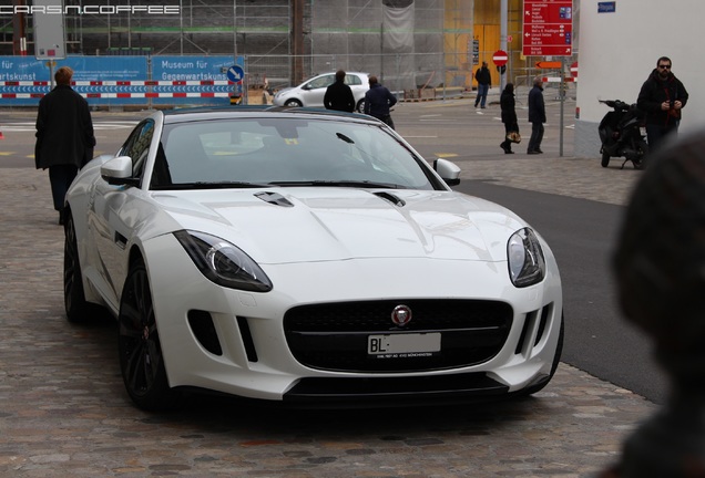 Jaguar F-TYPE S Coupé