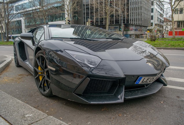 Lamborghini Aventador LP700-4