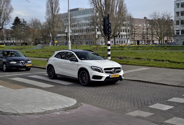 Mercedes-Benz GLA 45 AMG X156