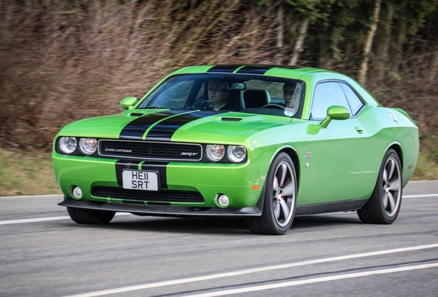 Dodge Challenger SRT-8 392