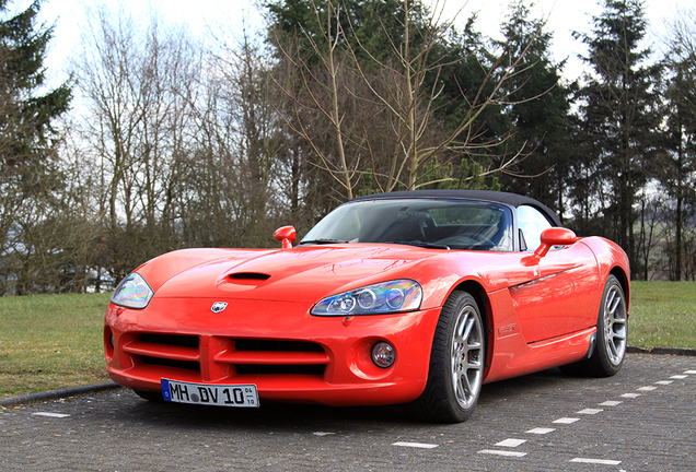 Dodge Viper SRT-10 Roadster 2003