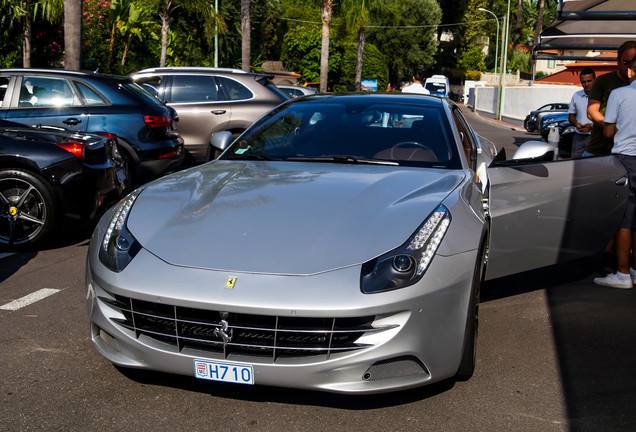 Ferrari FF