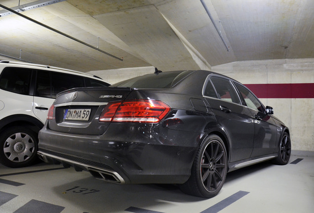 Mercedes-Benz E 63 AMG S W212